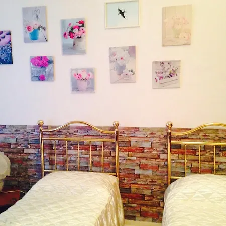 Vicolo Gabbiani Bed & Breakfast